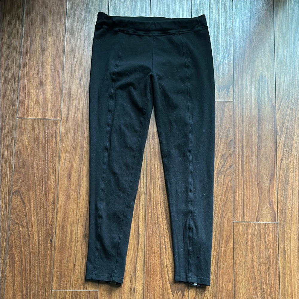 💙💙LOFT Black Leggings Slim Fit Tailored Design💙💙